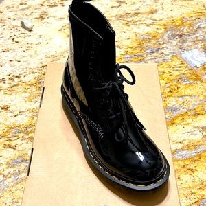 NWT Dr. Martens